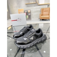 Prada Low Shoes